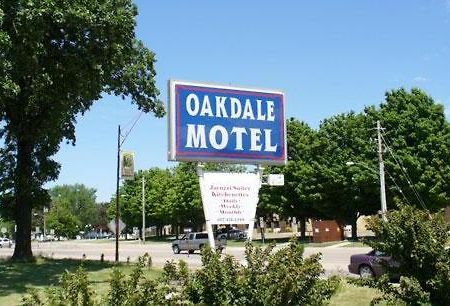 Oakdale Motel 오와토나 외부 사진